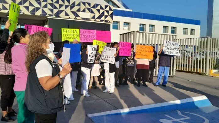 Protesta en el Hospital General de Cholula: trabajadores denuncian abuso y condiciones inseguras