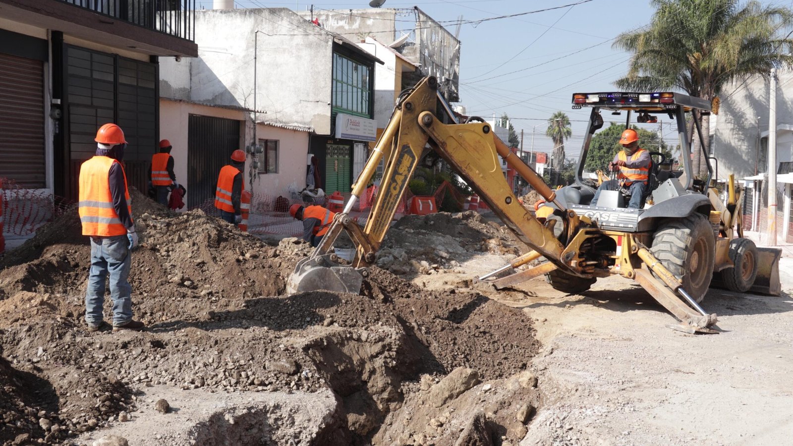 Ayuntamiento de Puebla continúa rehabilitación de vialidades