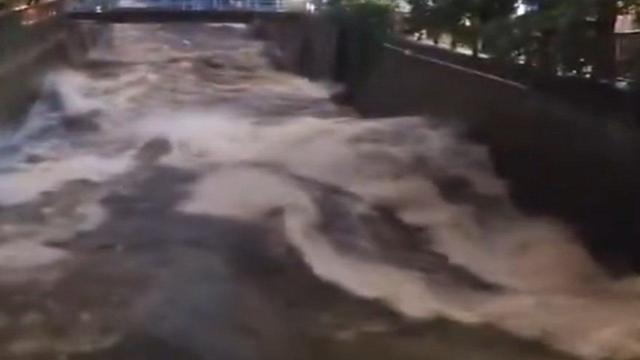 LLuvias torrenciales sorprenden a Japón, sonaron las alertas
