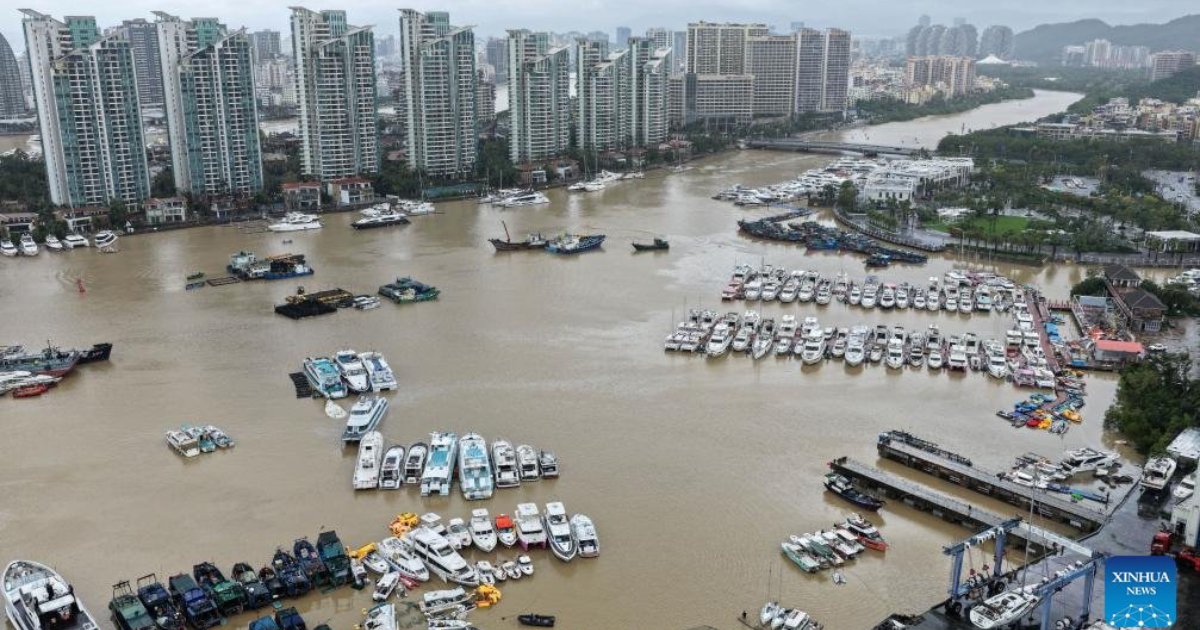Huracán al sur de China deja 100 mil damnificados