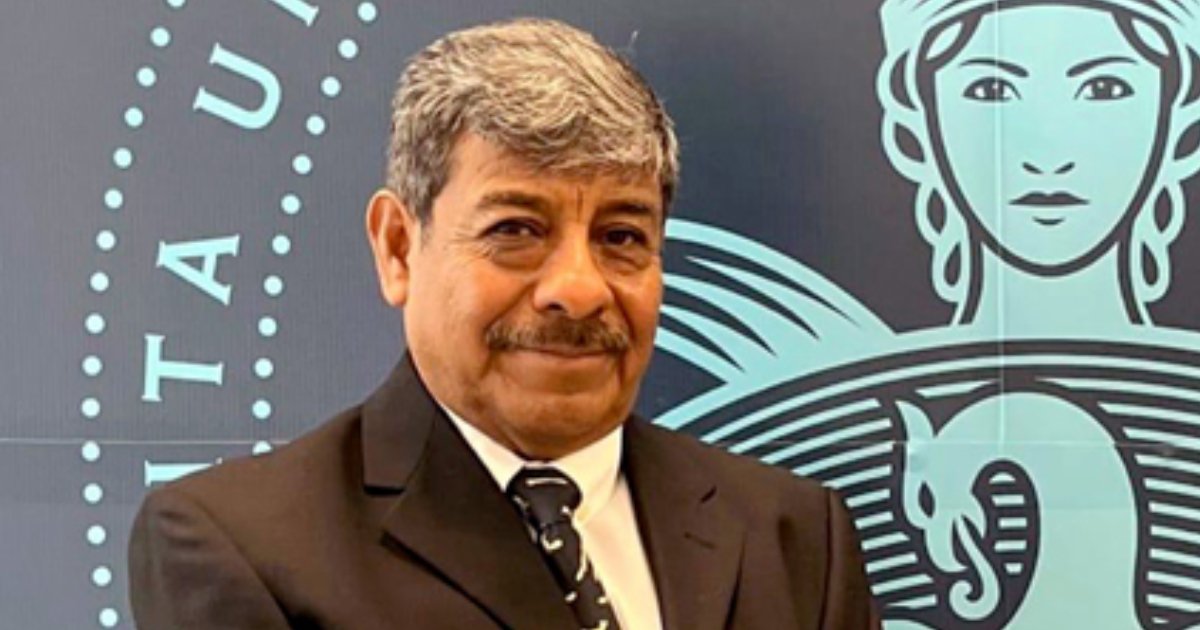 Estudiar en la BUAP a mis 72 años es un sueño: alumno de Ciencias Políticas