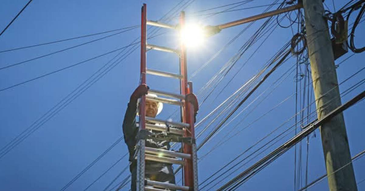 Omar Muñoz inicia programa “Iluminación Segura” en la Reserva Territorial Quetzalcóatl