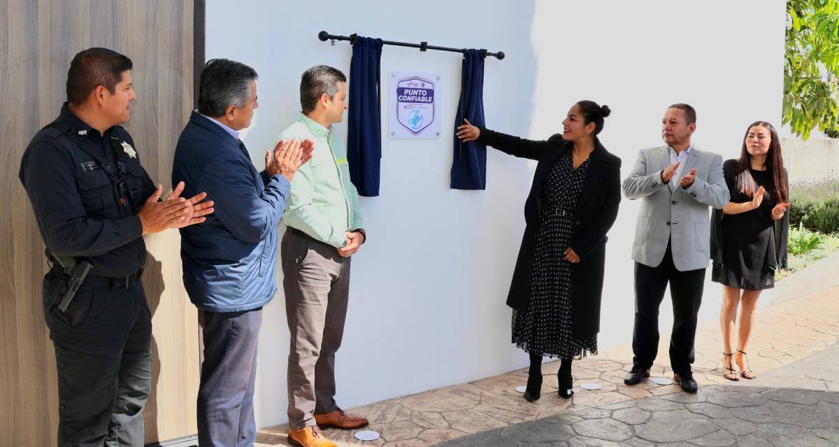 Impulsa Lupita Cuautle red de comercios seguros con distintivo “Punto Confiable”