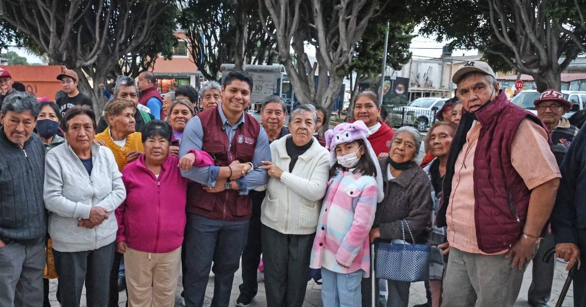 Omar Muñoz inicia el programa “Un Apapacho al Corazón 2025”