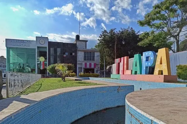 Asesinan a hijo de exalcalde de Tilapa al defender comerciante