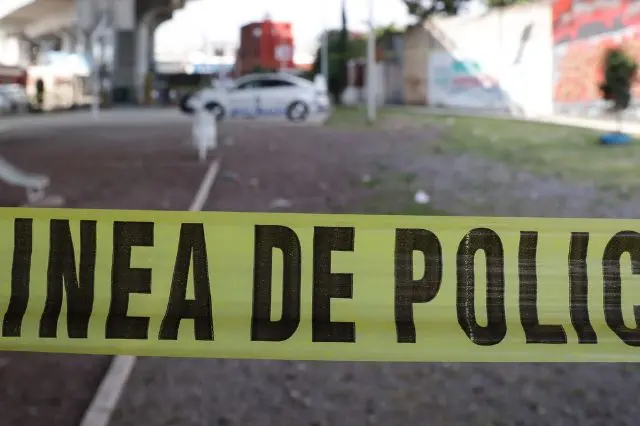 Ataque armado en puesto de carnitas deja dos heridos en La Guadalupana