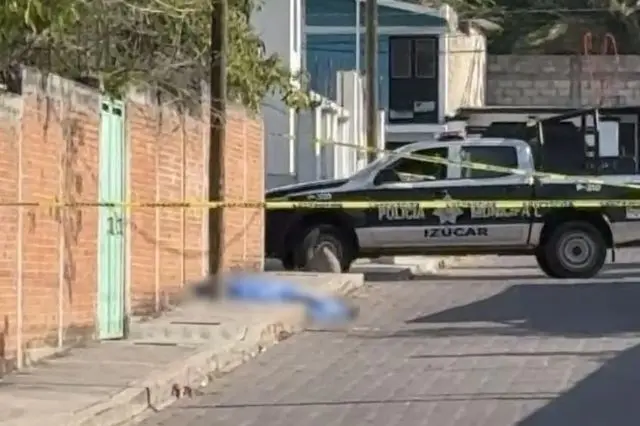 Encuentran cuerpo degollado en colonia El Jardín de Izúcar; sin identificar