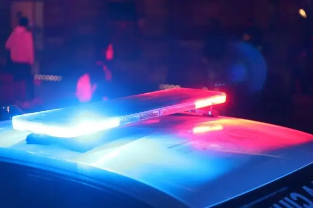 Policías detienen a hombre armado que se identificó como militar en Puebla