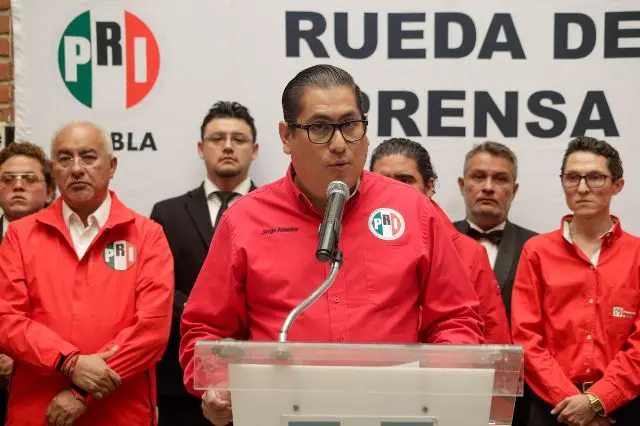 Dirigente del PRI critica calles y sugiere cálculo político rumbo a 2027