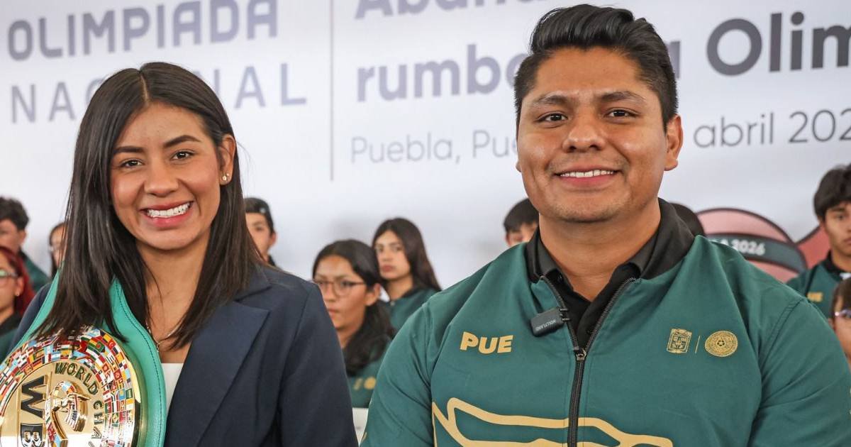 Omar Muñoz desea éxito a delegación poblana rumbo a CONADE 2026