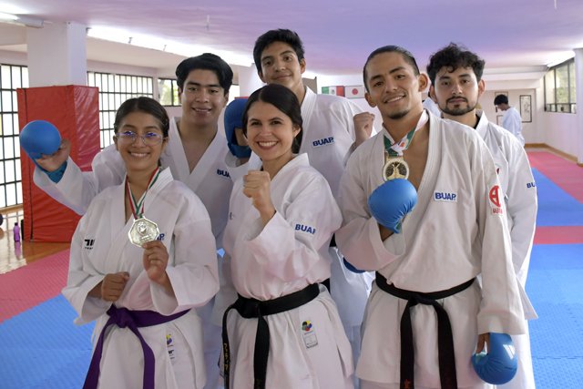 Karatecas de la BUAP conquistan 29 medallas y aseguran pase a competencias internacionales
