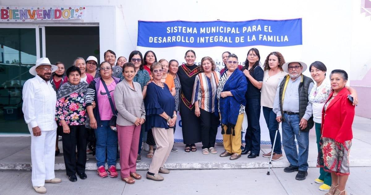 Lupita Cuautle celebra a las personas adultas mayores de San Andrés Cholula