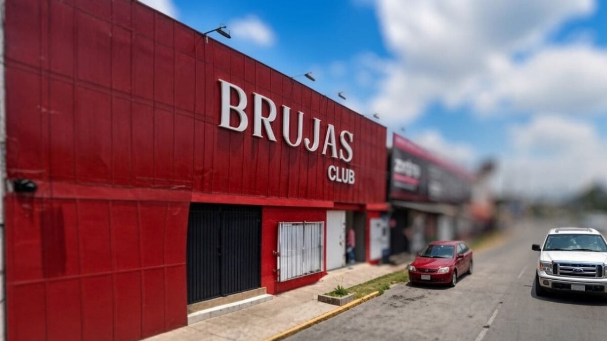 Fiscalía asegura Brujas Night Club en Puebla; Marina participa en operativo