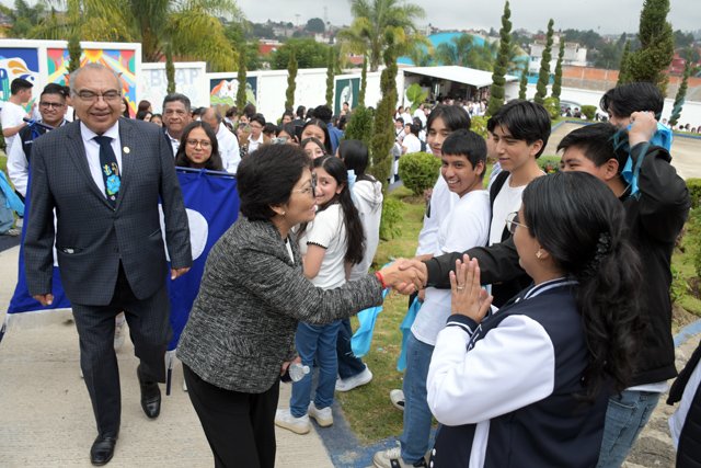 BUAP inaugura nueve aulas en la Preparatoria de Teziutlán; proyecta ampliar el edificio